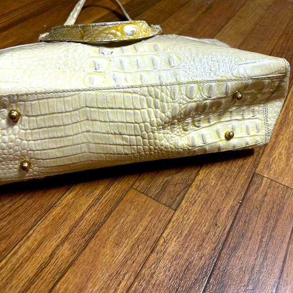 BRAHMIN White Croc Leather Large Shoulder Tote Bag - Picture 5 of 13